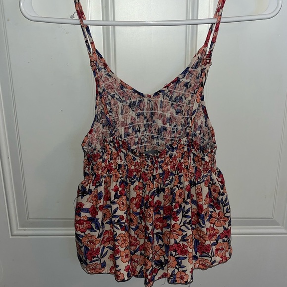 Floral Kendall+Kylie spaghetti strap top size medium - Picture 2 of 3
